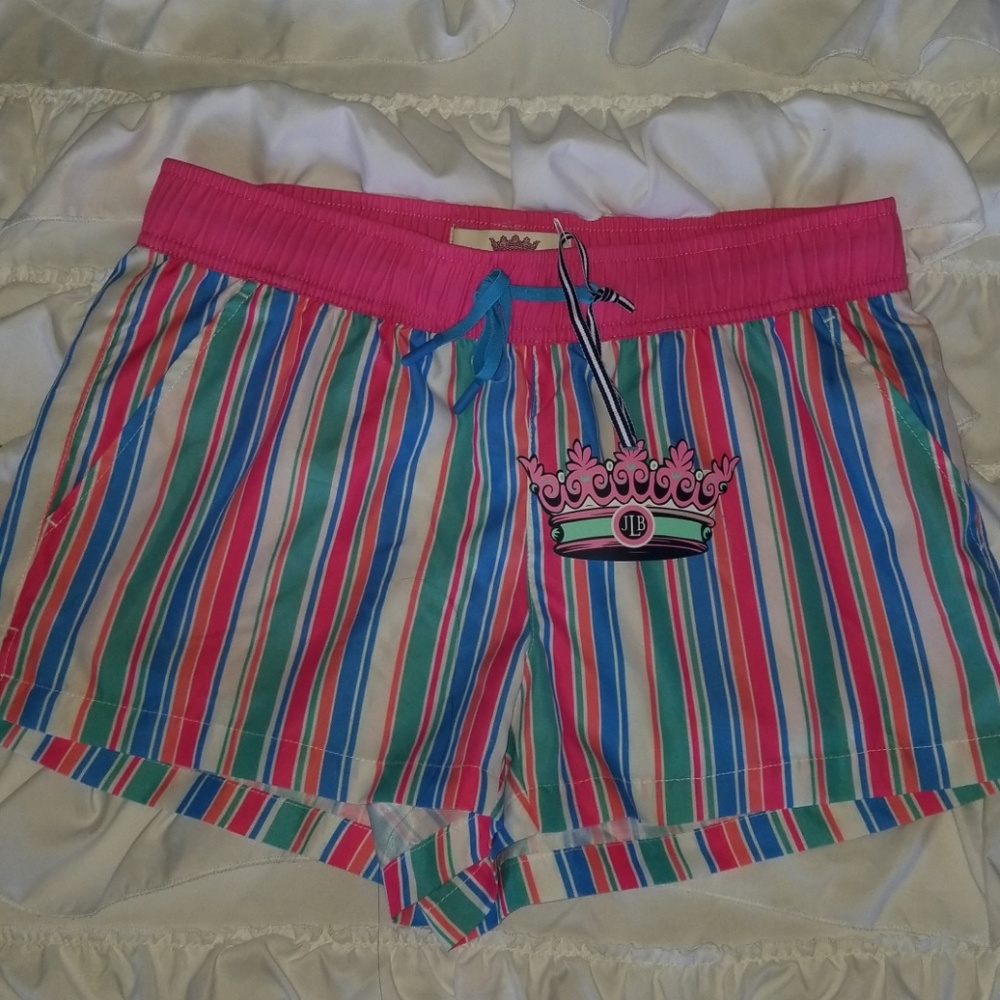 Jadelynn Brooke shorts Med